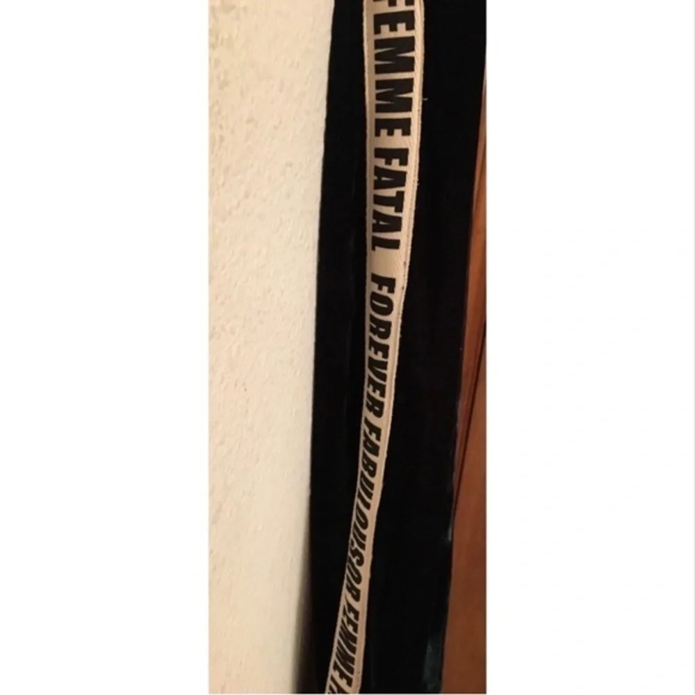 L’ATISTE deep green velvet joggers NWOT